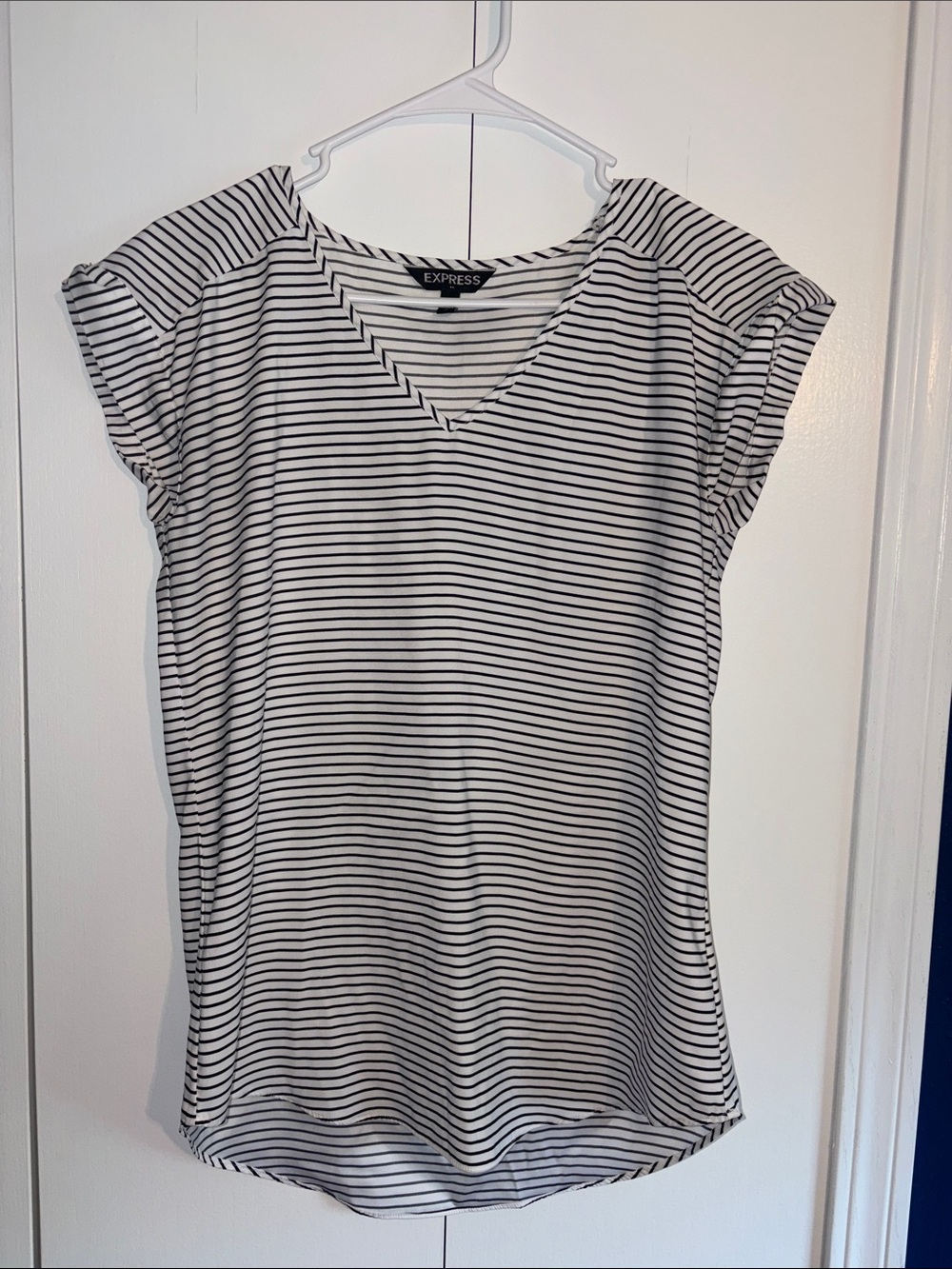 Express Black and White Striped V-Neck Short Sleeve Tee